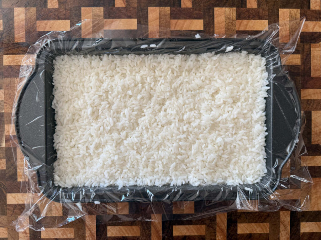 Rice mold 